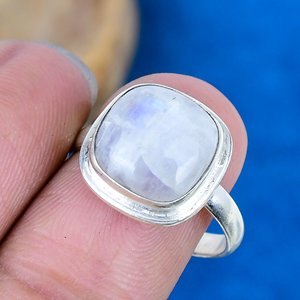 Natural Rainbow Moonstone <b>Cushion</b> Shape Gemstone <b>Ring</b> 925 Sterling Silver - Product Image 3