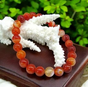 Bracelet en perles de cornaline rouge naturelle, pierres rondes polies, extensible, bijoux de guérison en cristal - Product Image 6
