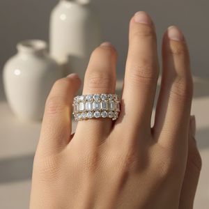 Bague Statement Triple Rangée avec Émeraudes Rondes Mixtes 4.30 CTW - Product Image 6