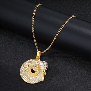 Joyería Hip Hop de Oro 18K y Plata con Moissanita, Colgante de Músico y Cantante para Hombre, Calidad Premium para Fiestas - Product Image 2