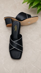 Sandales noires à talons - Product Image 2