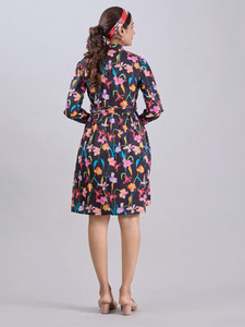 Vestido Midi Formal de Alta Calidad con Bordado Multicolor, Elegante y Moderno para Fiestas, con Dobladillo Evase en Georgette, Lavable - Product Image 2