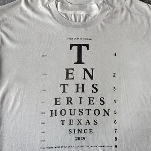 ผู้ผลิตเสื้อผ้าหรูขายส่ง เสื้อยืดผู้ชายทรงโอเวอร์ไซส์ คอปกคู่ ตัดเย็บแบบดิบ ไหล่ตก สไตล์สตรีทแวร์ แบบครอป - Product Image 2