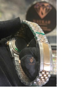นาฬิกาเพชรผู้หญิง VVS Hip Hop เงินแท้ 925 ประดับเพชร VVS Moissanite เหมาะสำหรับงานปาร์ตี้สุดหรู มีจำหน่ายในราคาส่งออก - Product Image 4