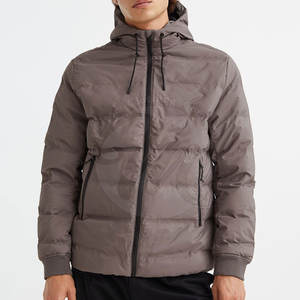 Veste matelassée sur mesure, veste matelassée à marque privée, veste d'hiver matelassée de haute qualité pour hommes - Product Image 2