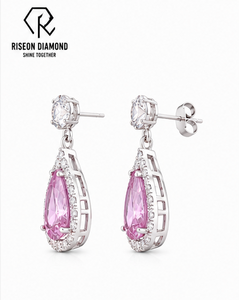 Pendientes de Diamante Rosa Corte Pera con Halo de Diamantes Blancos Redondos, Joyería Fina de Lujo para Novia, Boda o Compromiso - Product Image 1