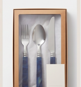 Ensemble de couverts finis argentés avec manche en résine bleu marine pour la restauration, les mariages, les fêtes, la maison, la cuisine et les restaurants - Product Image 6