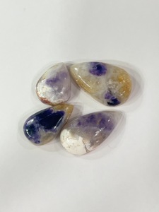 Lot de 10 cabochons en pierre Tiffany violette naturelle, 37g, vente en gros, fournisseur en vrac de pierres précieuses pour les acheteurs chinois - Product Image 3