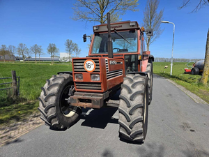 Tracteur agricole F-I-A-T 100-90D-T A-L-L-W-H-E-E-L D-R-I-V-E de 1988 - Product Image 3