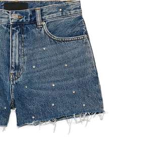 Shorts en jean bleu vintage personnalisés pour femme avec strass sur toute la surface et ourlet orné de strass, style streetwear OEM 2026 - Product Image 5