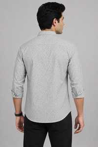 เสื้อเชิ้ตแขนยาวพิมพ์ลายสำหรับผู้ชาย ปกคอปก ติดกระดุม น้ำหนัก 140 กรัม ลายจุด สไตล์ลำลอง ธุรกิจ ผ้าทอ 100% ผ้าฝ้าย ODM ฤดูใบไม้ผลิ - Product Image 3