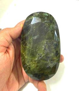 Pierre précieuse ovale en vesuvianite verte naturelle de qualité supérieure, cristal de guérison en forme de losange, sculpture de diamant pour la méditation, cadeau - Product Image 3