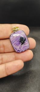 Colgantes de Charoita Natural de Alta Calidad Estilo Bohemio de Moda, Chapados en Oro, Formas Mixtas al por Mayor, Collares y Colgantes al por Mayor - Product Image 3