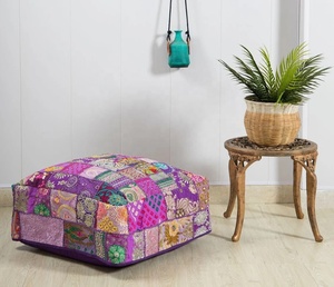 เบาะรองนั่งตกแต่งสไตล์โบฮีเมียนเบาะเย็บปะลายส่าหรี - Product Image 1