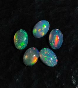 Opale africaine naturelle multi-feu, opale d'Éthiopie cabochon. Magnifique lot d'opales pour la création de bijoux. - Product Image 1