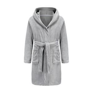 Albornoces de Alta Calidad para Hombre, Tejido Suave y Transpirable, en Oferta Online para Adultos - Product Image 1