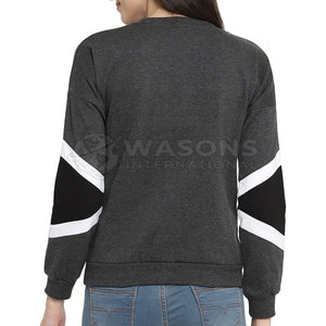 Diseñado con mangas largas para un movimiento cómodo, ideal para paseos casuales por la ciudad, uso en el hogar y actividades ligeras al aire libre. - Product Image 6