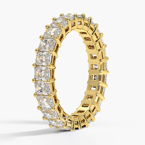 Anillo de Diamantes con Corte Radiante y Engaste Completo de Diamantes - Product Image 1