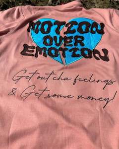 Camiseta gráfica – Camiseta unisex de algodón extragrande estilo urbano, personalizada con estampado, informal de verano, con serigrafía y bordado - Product Image 3