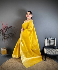 NEW ARRIVAL BANARASI <b>TISSUE</b> SILK WEAVING ZARI WORK FLOOR-LENGTH SAREE UNSTITCHED BLOUSE ETHEIC FESTIVE WEAR QUICK DRY <b>WEDDING</b> - Product Image 2