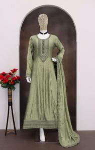 ชุดอานาร์กาลีผ้าไหมวิชิตร้าปักลายทันสมัย ยาวคลุมเท้า ฟรีไซส์ สำหรับงานแต่งงานและงานดิวาลี - Product Image 6