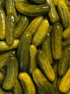 Concombres en conserve en gros, marinés à l'ail et à la persil, marque OEM - Product Image 2