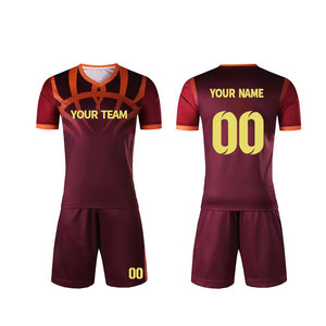 Maillot et short d'entraînement de football sublimés = Tenue de sport athlétique à manches courtes anti-humidité toutes saisons pour adulte - Product Image 2