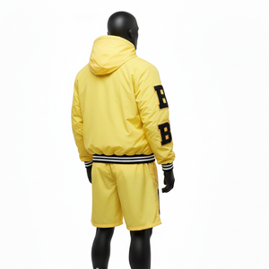 ชุดเซ็ตเสื้อแจ็คเก็ตและกางเกงขาสั้นผู้ชาย ผ้าไนลอนโพลีเอสเตอร์คุณภาพพรีเมียม สีเหลือง สำหรับเล่นกีฬา รับสกรีนโลโก้ มีไซส์ใหญ่พิเศษ - Product Image 5