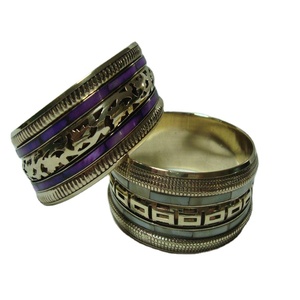 Bracelets traditionnels indiens en plaqué or de Style rajasthane pour les fêtes de mariage - Product Image 6