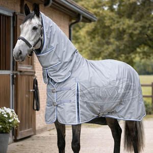 Couverture de cheval légère, stable et confortable pour usage quotidien, équitation, entraînement et protection. - Product Image 4