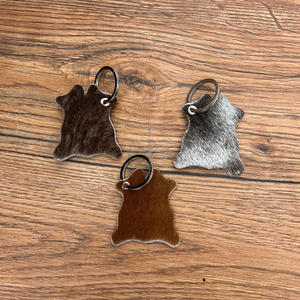Nouveau design porte-clés en cuir de vachette porte-clés en cuir de fourrure véritable porte-clés élégants porte-clés en cuir véritable de luxe de forme unique - Product Image 3