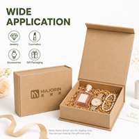Boîte cadeau en kraft écologique avec logo personnalisé, papier recyclé et fermeture magnétique