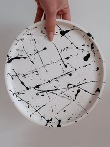 Custom Handmade Resin <b>Round</b> <b>Tray</b> for Serving Food and Drinks, Tabletop Decoration, Home Organization, Party Serving and Gift - Product Image 4