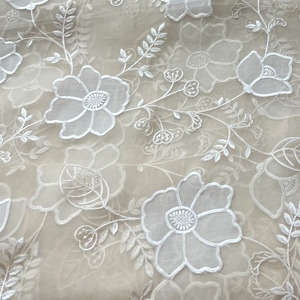 Tela de encaje floral de poliéster de primera calidad con bordado láser de lujo para vestidos de novia, de noche y prendas textiles. - Product Image 6