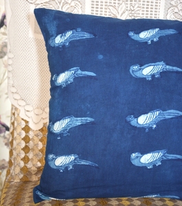 Housse de coussin en coton imprimé au bloc indigo, faite à la main, décorative - Product Image 2