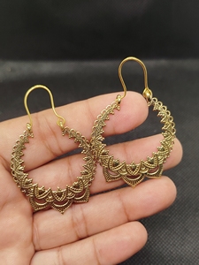 Boucles d'oreilles pendantes en laiton plaqué, faites à la main, de haute qualité, avec pierres précieuses – Offre Spéciale - Product Image 5