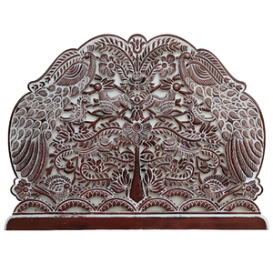 Tête de lit Paon en bois sculpté artisanal, finition blanchie, motif floral élégant, pour chambre à coucher, par Smart Art Wood Carving - Product Image 2
