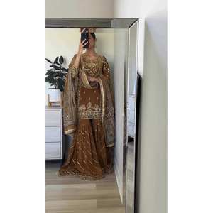 Conjuntos de Traje de Diseñador para Mujer: Top, Pantalón Palazzo y Dupatta con Bordado Elaborado, Aspecto Elegante - Product Image 2