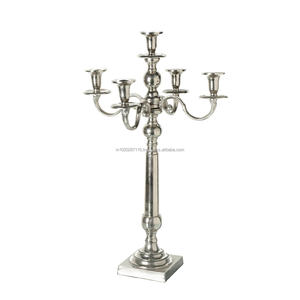 Chandelier élégant en métal pour décoration de table de mariage avec bougeoir vintage - Product Image 1