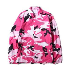 เสื้อแจ็คเก็ตกันลมลายพรางสำหรับผู้ชาย สีส้ม น้ำเงิน ชมพู เขียว เหลือง ม่วง ติดกระดุมหน้า มีเชือกผูกชายเสื้อ สำหรับฤดูใบไม้ร่วง - Product Image 5