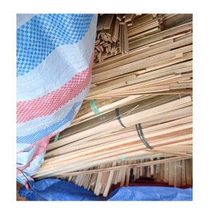 Bâtons de bambou fendus en gros pour l'artisanat traditionnel, le tissage de bambou et les accessoires ménagers - Product Image 1