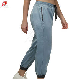 Pantalones de Mujer de Tela Premium, Estilo Casual Elegante, Duraderos, para el Trabajo y Uso Diario, con Comodidad Flexible - Product Image 4