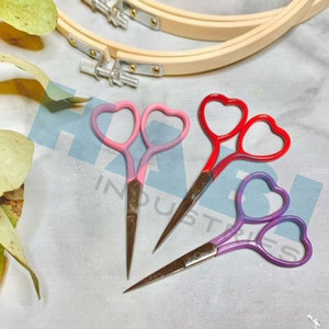 Tijeras de Tejer Profesionales al por Mayor, Proveedor de Tijeras para Enhebrar, Tijeras de Alta Calidad para Punto de Cruz, Crochet y Otras Manualidades - Product Image 2