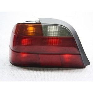 ไฟท้ายซ้ายมือสอง รุ่น 7 ซีรีส์ รหัส 8360079 - Product Image 1