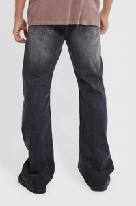 Jean en denim gris délavé pour homme, coupe évasée rigide, avec empiècements teintés et design personnalisé, style baggy - Product Image 2