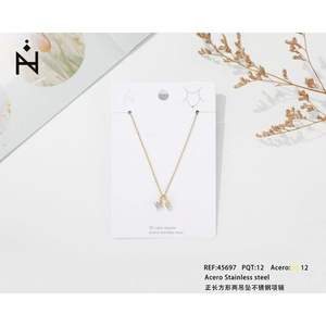Collier pendentif rectangulaire Ziwei en acier inoxydable plaqué or, bijoux minimalistes pour tous les jours, unisexe - Product Image 1