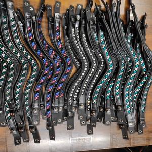 สายรัดคิ้วหนังม้าสีดำแบบพกพาสายรัดคิ้วคริสตัลสีฟ้าและสีชมพูจากหินดีไซน์แบบ Vel Cro - Product Image 5