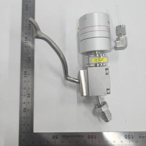 Válvula de fuelle de alta pureza FUJIKIN 482423 - Equipo y piezas de semiconductores de confianza con legado global - Product Image 1