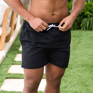 Shorts de bain pour hommes surdimensionnés, légers, taille mi-haute, écologiques et sur mesure - Product Image 4