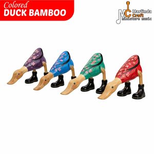 Figurines de canards en bois faites à la main, peintes, décor animaux colorés pour la décoration de la maison - Product Image 2